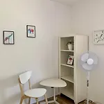 Peachy House Bezigrad Affittacamere