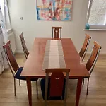 Peachy House Bezigrad 招待所